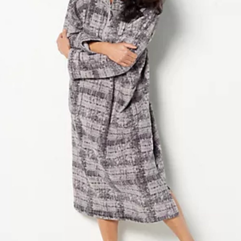 Stan Herman Plush Boucle Plaid Cuddler w/Blanket Stitching Gray Missy One Size